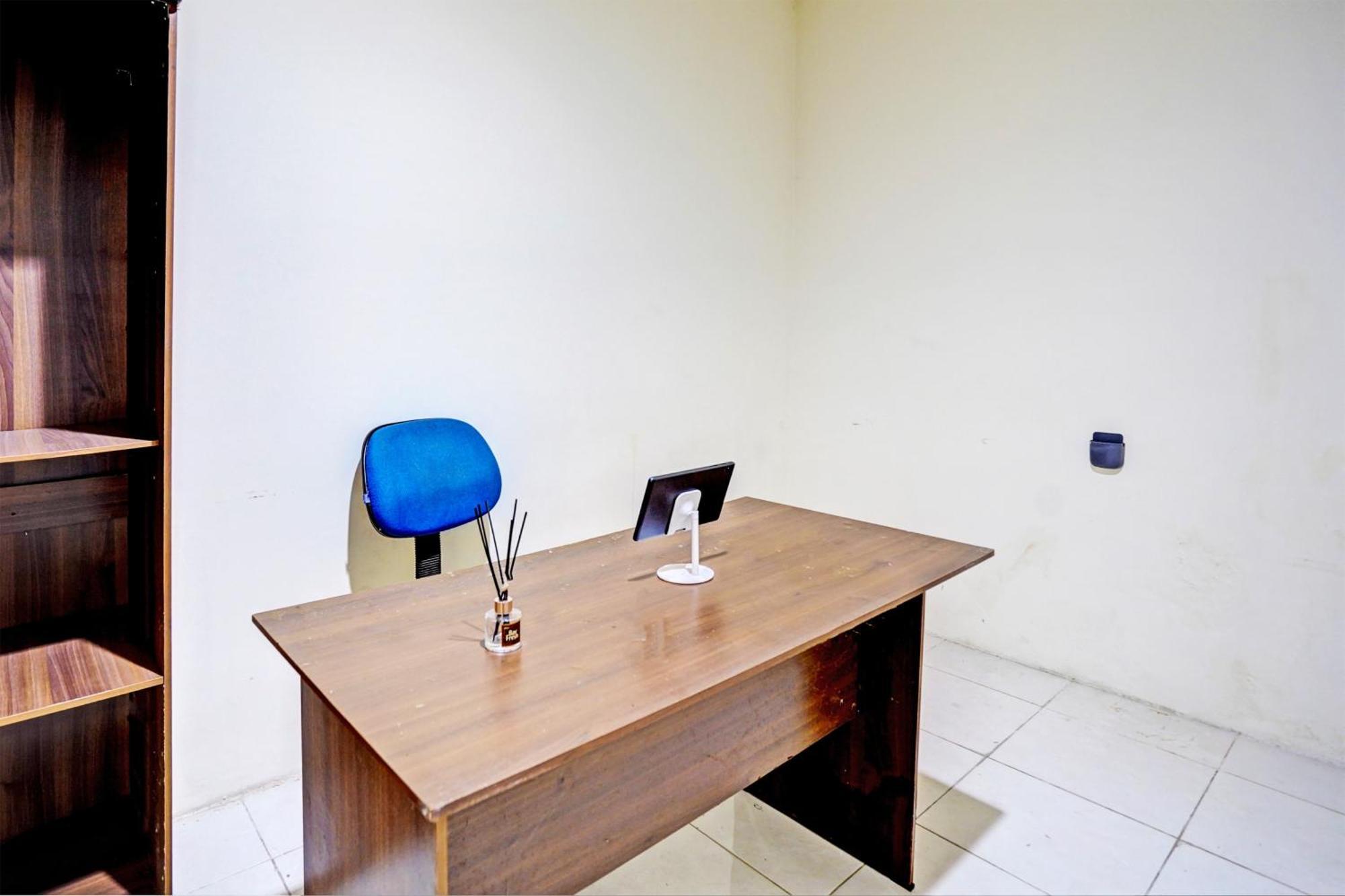 Oyo 93112 Garden Homestay 3 Merlion สุราบายา ภายนอก รูปภาพ